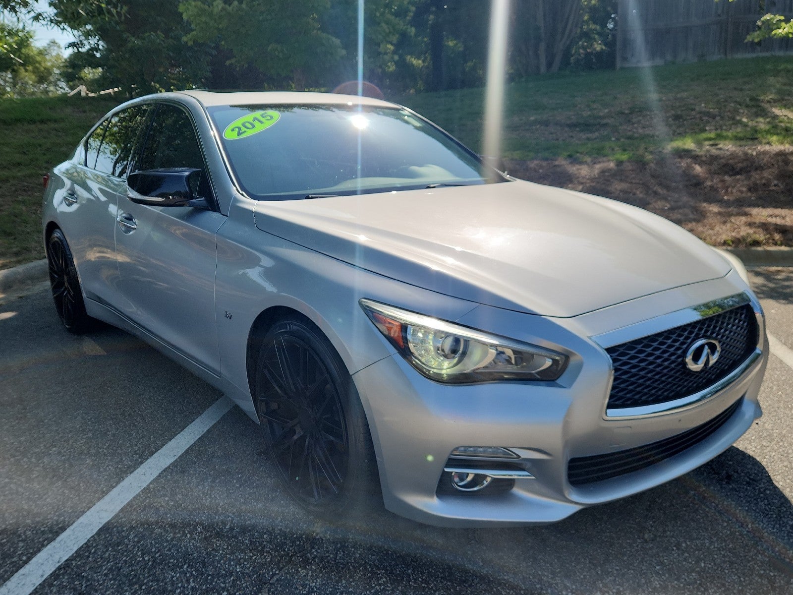 2015 INFINITI Q50